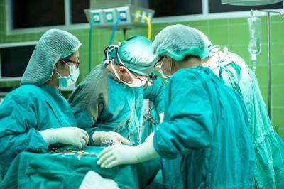 China Warns of Risks of Cosmetic Surgery in South Korea