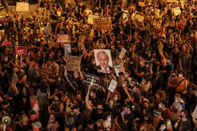 Title: Protests Call for Netanyahu's Imprisonment Amidst Prisoner Issues