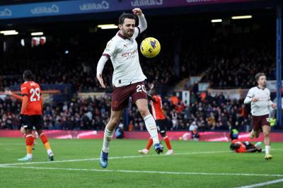 Manchester City Returns to Winning Ways with Victory Over Luton