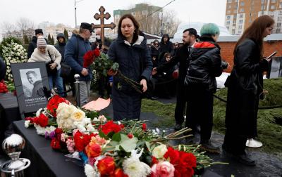 Title: Canada Imposes New Sanctions on Russia Following Navalny's Death