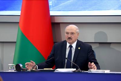 Lukashenko Excludes Nuclear Weapons... and Mocks Poland