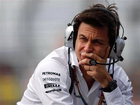 Wolff Extends Contract with Mercedes F1 Team for Three Years