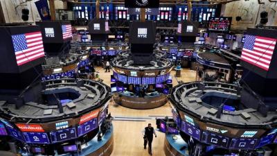 Wall Street Opens Lower Amid Rising Treasury Yields