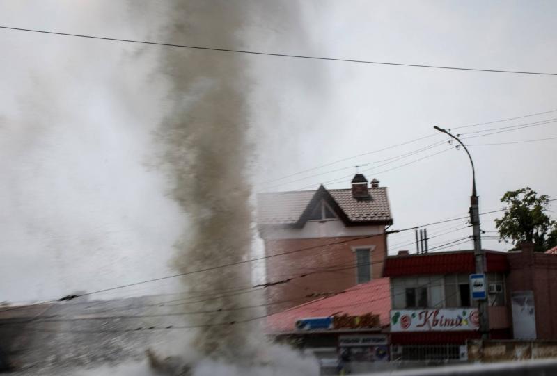 Ukraine: At Least Nine Injured in Russian Shelling of Kherson