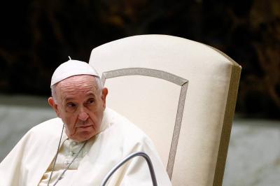 Pope Francis Shortens Speech Again Due to Cold