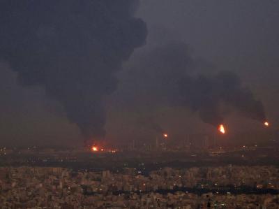 Fire Breaks Out at Refinery in Isfahan, Iran