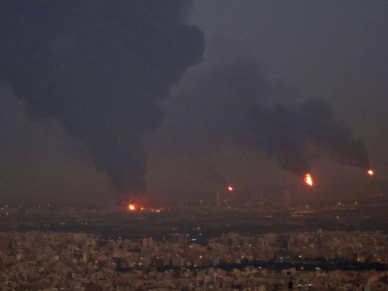 Fire Breaks Out at Refinery in Isfahan, Iran