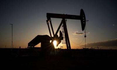 Oil Prices Face Pressure Amid Geopolitical Crises and Economic Changes