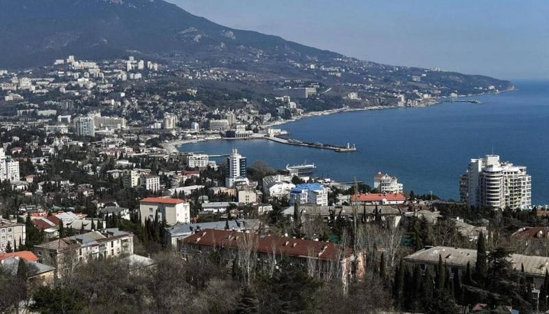 Title: Official: Russian Forces Repel Ukrainian Attacks in Crimea