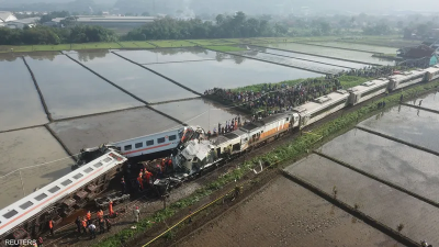 Video: 3 Dead and 28 Injured in Passenger Train Collision in Indonesia