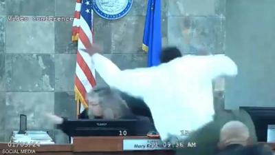 Video: Defendant Attacks Judge During Court Session