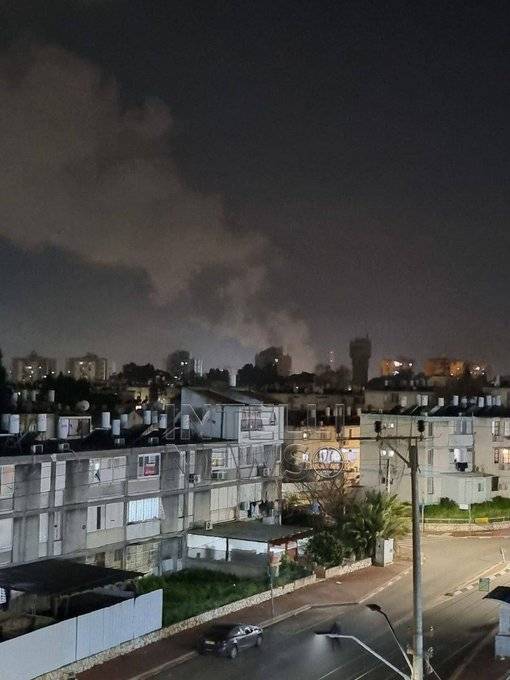Title: Two Rockets Directly Hit Ashkelon