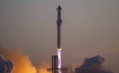 Photos: New Attempt to Launch Largest Space Rocket Fails