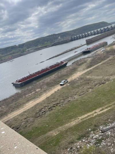 Video - Cargo Ship Collides with Bridge in Oklahoma