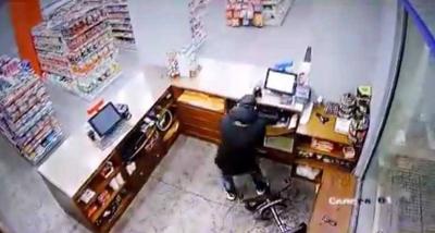 Armed Robbery at Supermarket in Ashrafieh (Video)