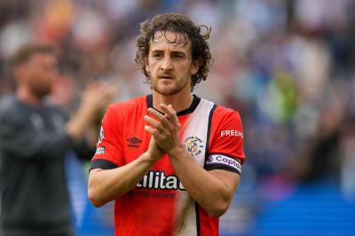 Luker Visits Luton Town Training Ground After Heart Crisis