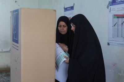 Shiite Coalition in Iraq Wins Over 100 Seats
