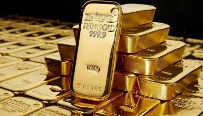 Gold Retreats as US Debt Ceiling Negotiations Loom