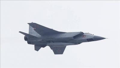 Russian Planes Bomb Anti-Government Fighters' Bases in Syria