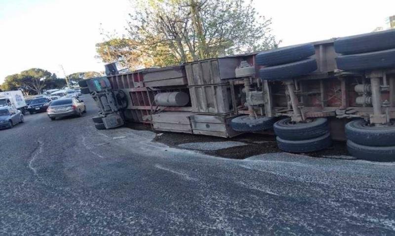 Title: Truck Overturns at Aria Ascents