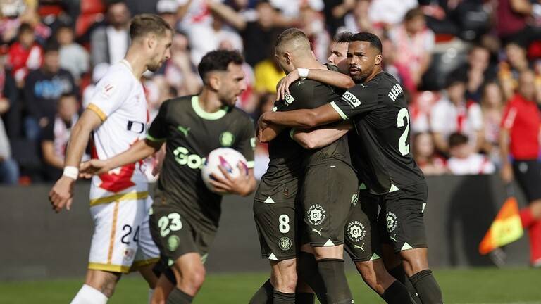 Girona Clings to Top Spot in La Liga