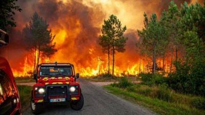 Title: Thousands Evacuated as Wildfire Out of Control on Spanish Island