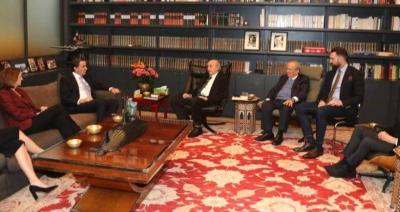 Pictures - Jumblatt Discusses Calm Efforts in the South with Hochstein