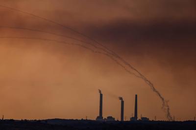 Mutual Shelling Between Israel and Gaza... Sirens Sound in Jerusalem