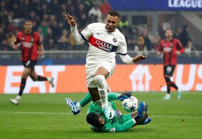 Mbappé's Hat-Trick Leads PSG to the Top