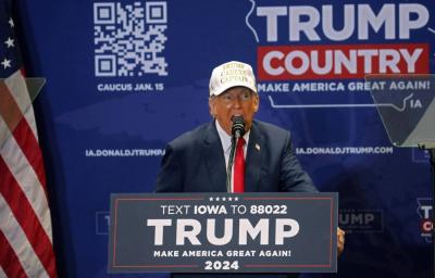 After Winning in Iowa, Trump: "It's Time for Our Country to Unite"