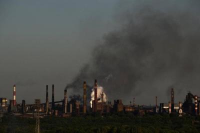 Russian Airstrikes Destroy Power Station Outside Kyiv