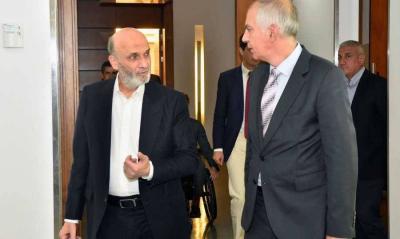 Jumblatt Receives French Ambassador: Preventing the Outbreak of War is in the Hands of Mikati and Berri