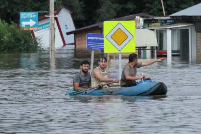 Evacuation of Over Two Thousand People Due to Floods in Russia