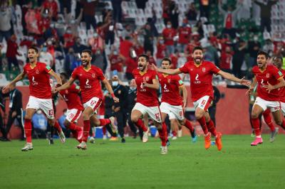 After Al-Ahly's Victory.. Shikabala Attacks Fans with Offensive Gestures! (Video)