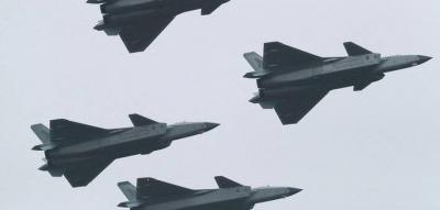 Chinese Fighter Jets and Suspected Weather Balloon Cross Taiwan Strait Before Elections