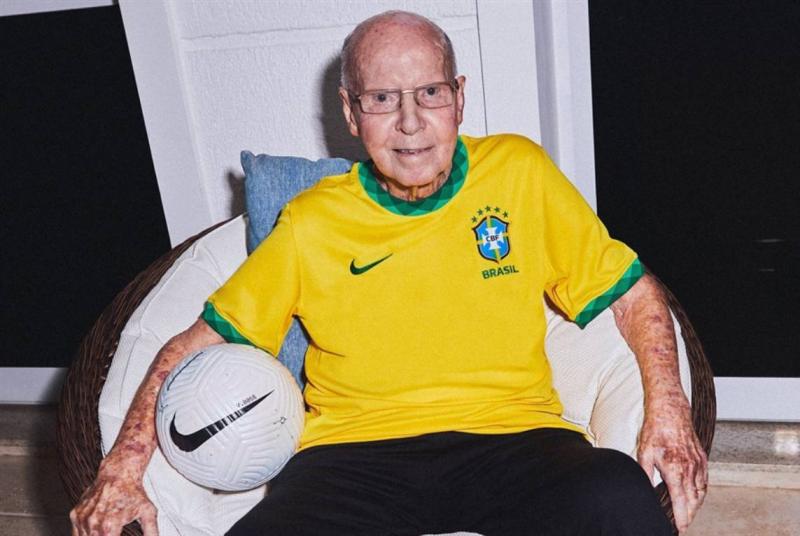 The Passing of Brazilian Football Legend Zagallo