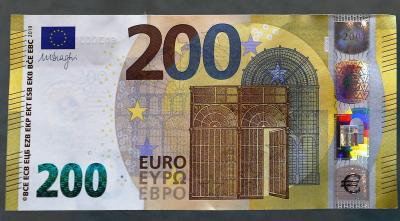 Ukrainian Refugee Wins €500,000 in Belgian Lottery