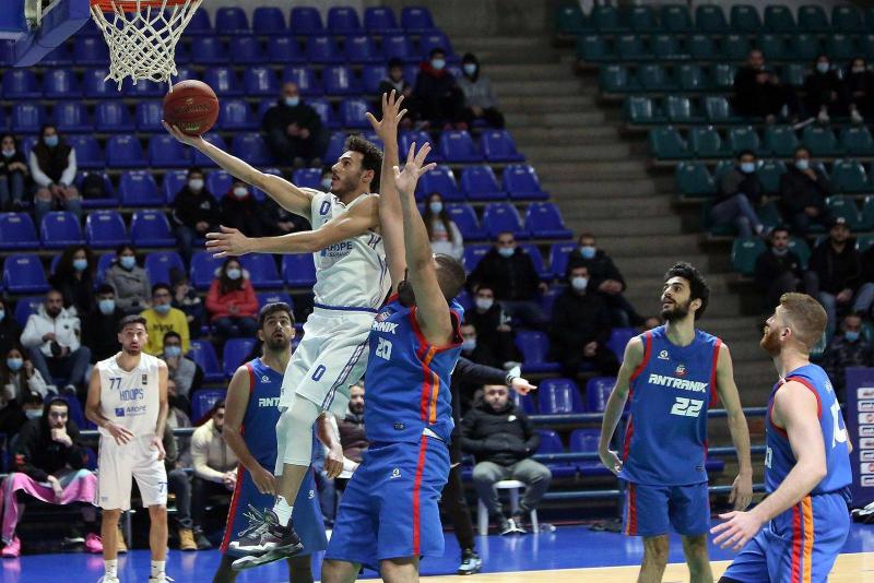 Wisdom Dominates Hobs in Lebanese Basketball Championship