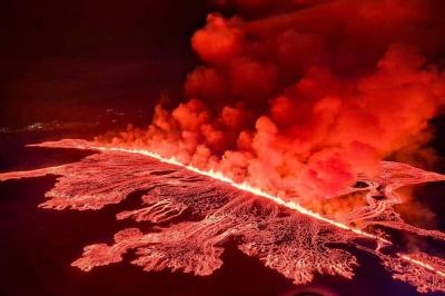 Evacuations Due to Volcano Eruption in Iceland: Photos and Videos