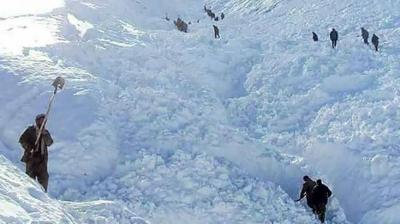 Avalanche in Pakistan Claims 11 Lives