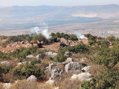 Tension at the Southern Border and Smoke Bombs Launched Between Lebanon and Israel - Video