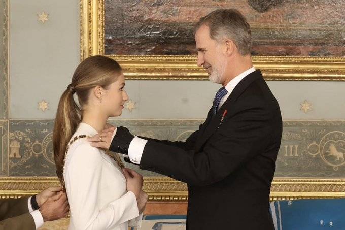 Spanish Princess Leonor Swears Allegiance to the Constitution at 18 (Video)