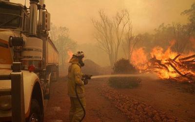 Bushfire in Australia Leads to Evacuation Orders for Thousands