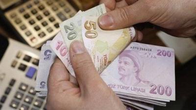 Turkish Lira Drops to Record Low Against the Dollar