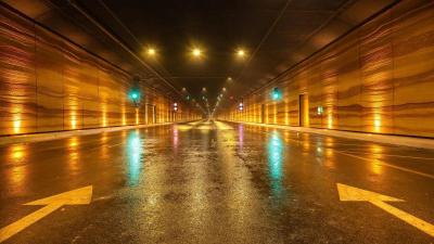 Saudi Arabia Opens One of the Longest Tunnels in the Middle East (Video)