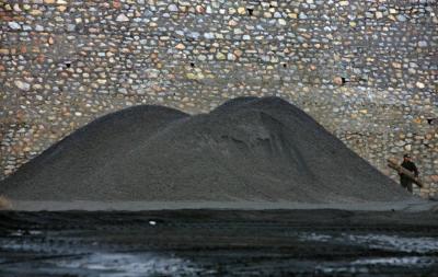 12 Killed in Two Coal Mine Explosions in China