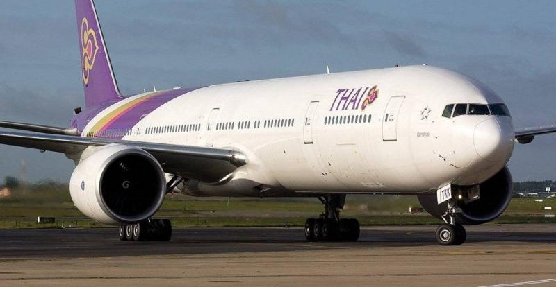 Canadian Tourist Opens Door of Thai Airways Plane Before Takeoff