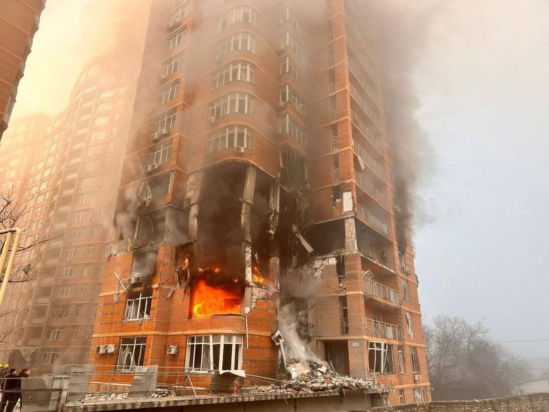 Title: 12 Killed in Russian Attack on Dnipro, Ukraine