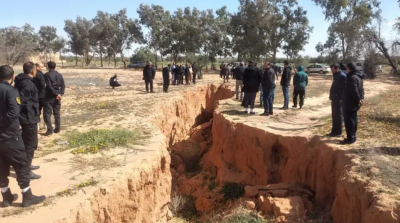 Mysterious Ground Cracks in Libya... Government Responds
