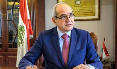 خلف: لم أطرح نفسي لأي موقع